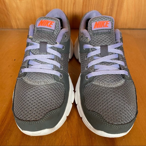 Nike Flex Experience RN Athletic Shoe Grey Purple TSS0928 - Picture 2 of 9